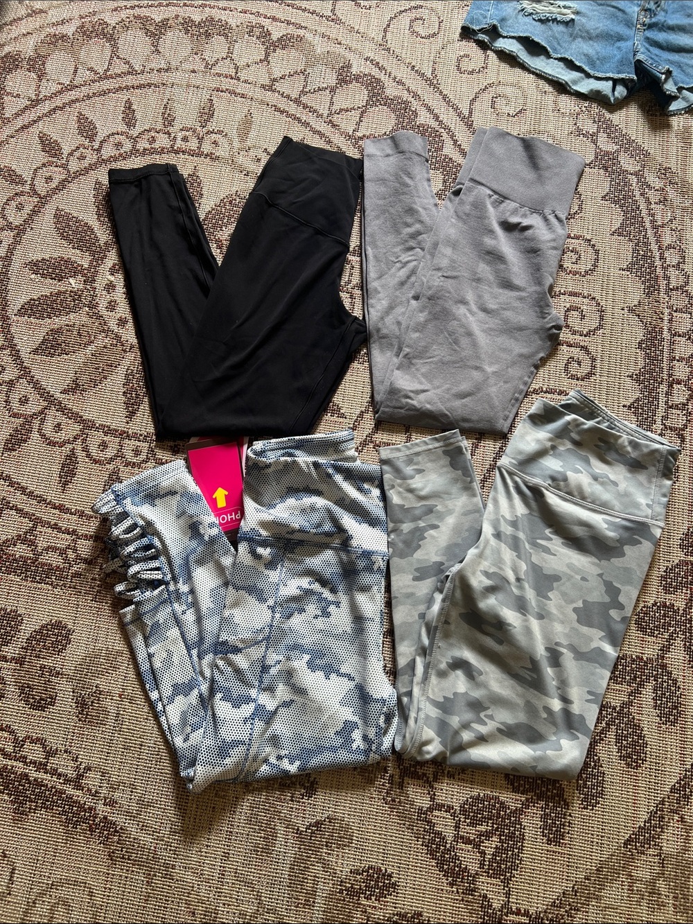 Legging Bundle size women’s medium